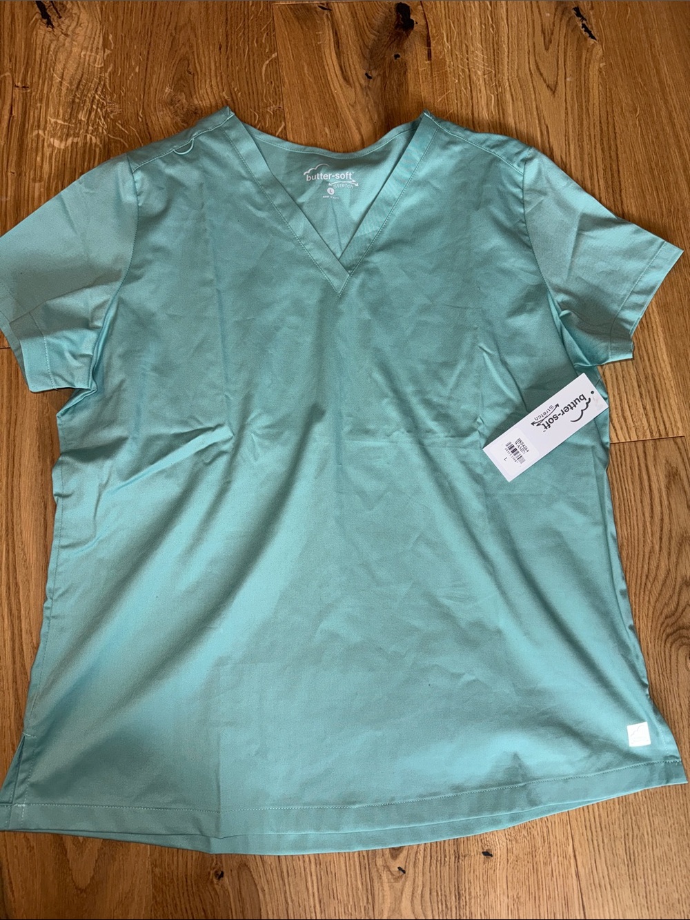 Uniform Advantage Women's Short Sleeve scrub top